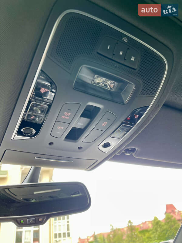 Седан Audi A6 2017 в Киеве