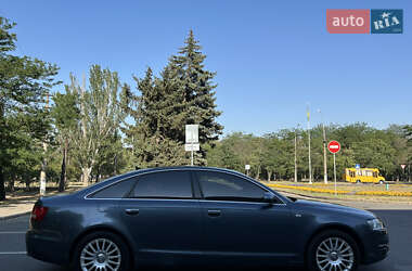 Седан Audi A6 2004 в 