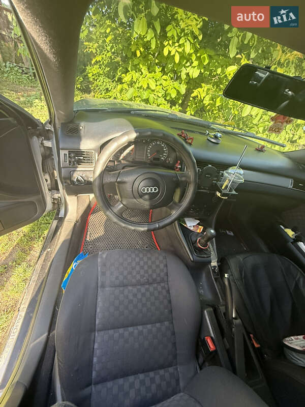Седан Audi A6 1997 в Пирятині