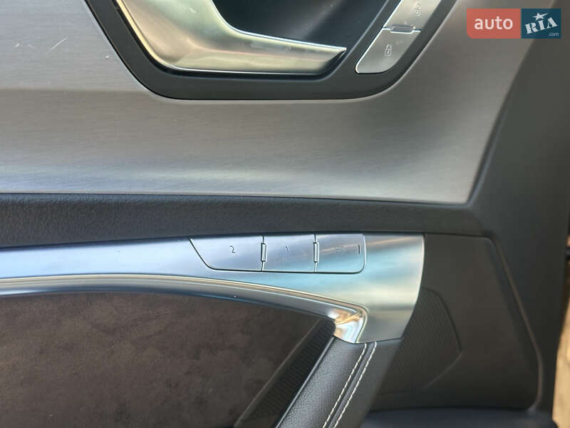 Седан Audi A6 2018 в Ужгороде