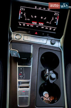 Седан Audi A6 2020 в 