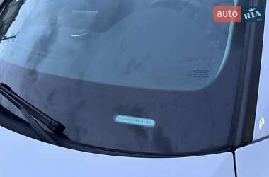 Седан Audi A6 2013 в 