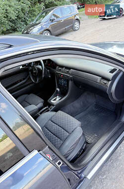 Універсал Audi A6 2002 в 