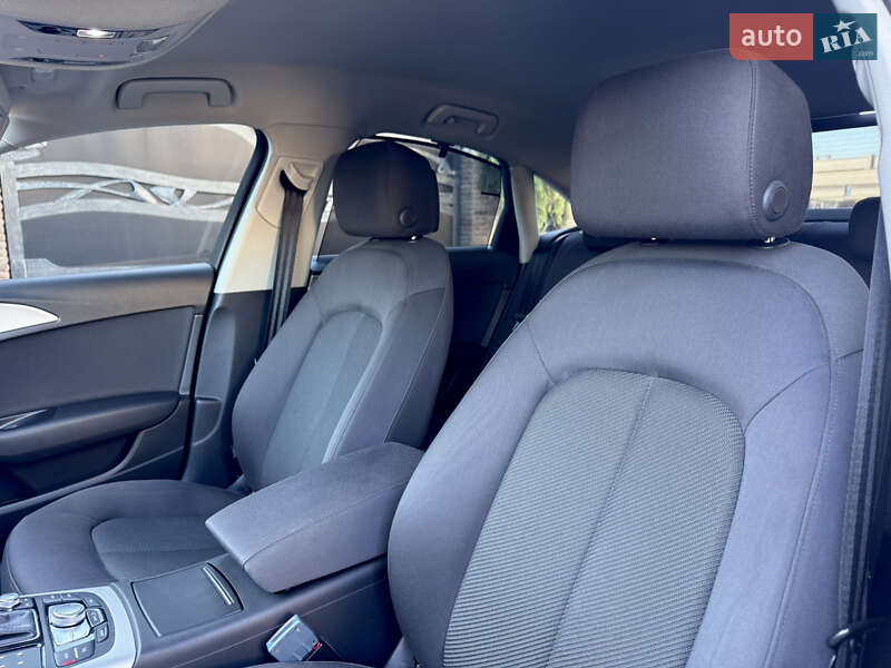 Седан Audi A6 2015 в Ужгороде