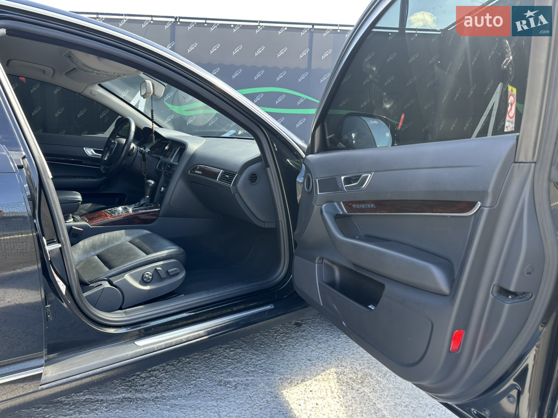 2010 Audi A6 - мініатюра 9