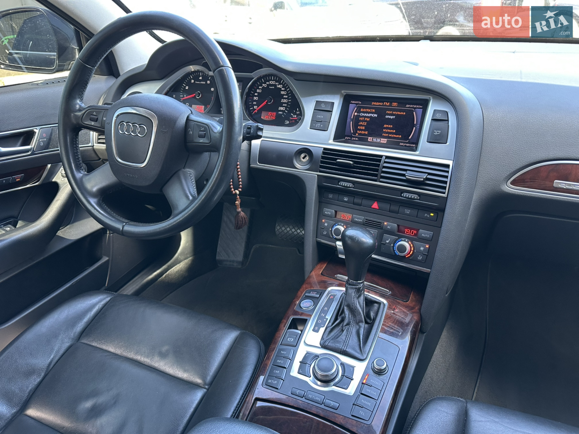 2010 Audi A6 - мініатюра 37