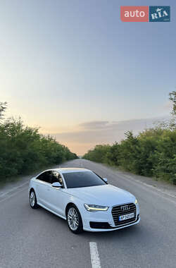 Седан Audi A6 2015 в 