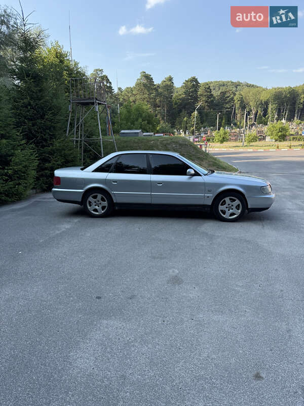 Седан Audi A6 1996 в Львове