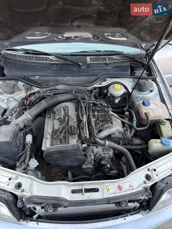 Седан Audi A6 1996 в Львове