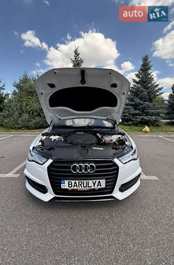 Седан Audi A6 2016 в 