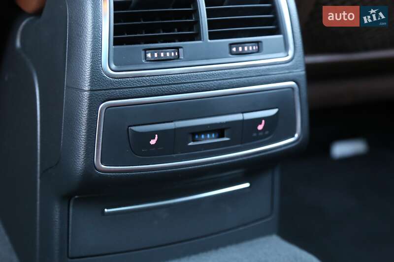Седан Audi A6 2012 в Києві