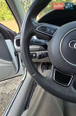 Седан Audi A6 2015 в 
