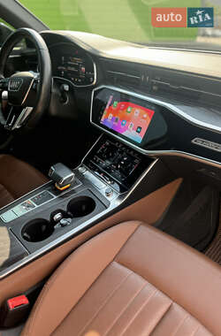 Седан Audi A6 2019 в 