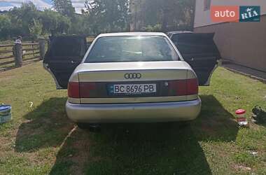 Седан Audi A6 1995 в Самборе