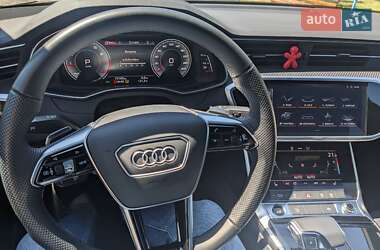 Седан Audi A6 2022 в 