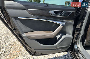 Седан Audi A6 2019 в 