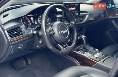 Седан Audi A6 2016 в 