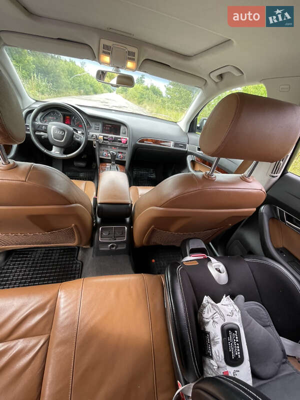 Седан Audi A6 2004 в Городку