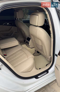 Седан Audi A6 2016 в 
