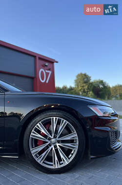 Седан Audi A6 2019 в 