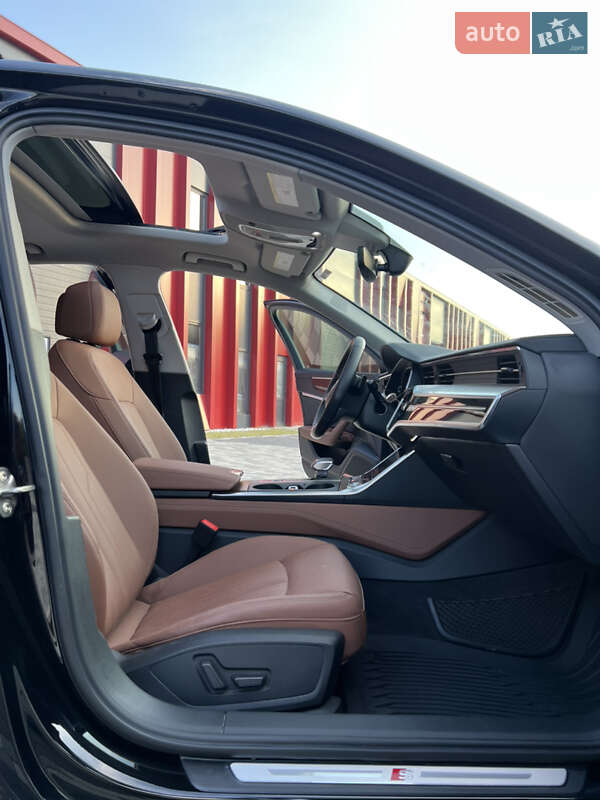 Седан Audi A6 2019 в Львові