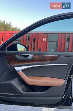 Седан Audi A6 2019 в 