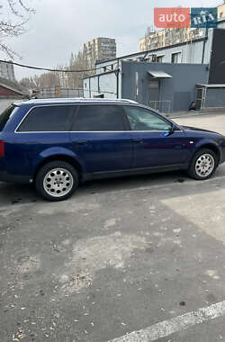 Універсал Audi A6 2001 в 