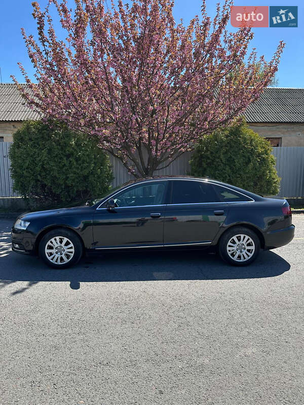 Седан Audi A6 2010 в Ужгороді