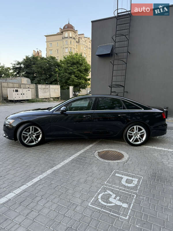 Седан Audi A6 2015 в Одессе