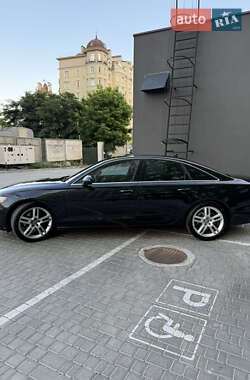 Седан Audi A6 2015 в 