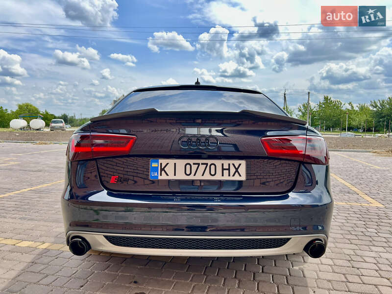Седан Audi A6 2014 в Киеве