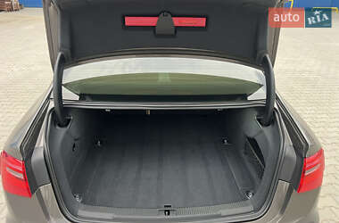 Седан Audi A6 2014 в 