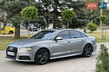 Седан Audi A6 2015 в 