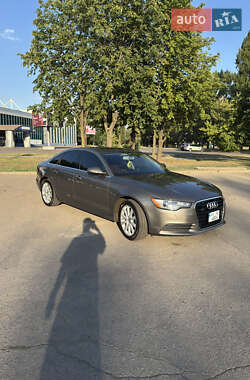 Седан Audi A6 2014 в 