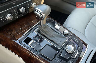 Седан Audi A6 2013 в 