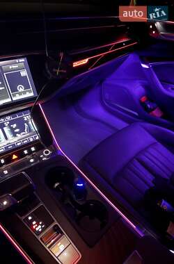 Седан Audi A6 2022 в 
