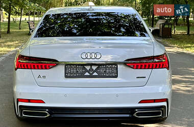 Седан Audi A6 2019 в 