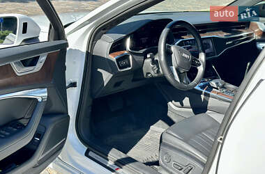 Седан Audi A6 2019 в 