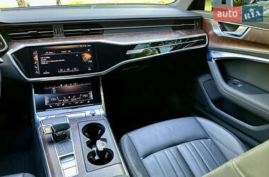 Седан Audi A6 2019 в 