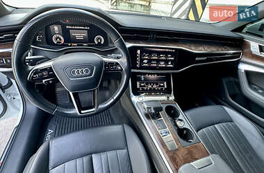 Седан Audi A6 2019 в 