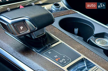 Седан Audi A6 2019 в 