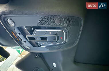Седан Audi A6 2019 в 