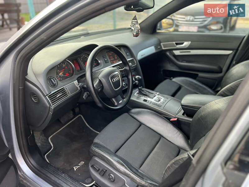 Седан Audi A6 2004 в Рівному