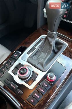 Седан Audi A6 2010 в 