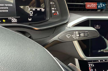 Седан Audi A6 2023 в 