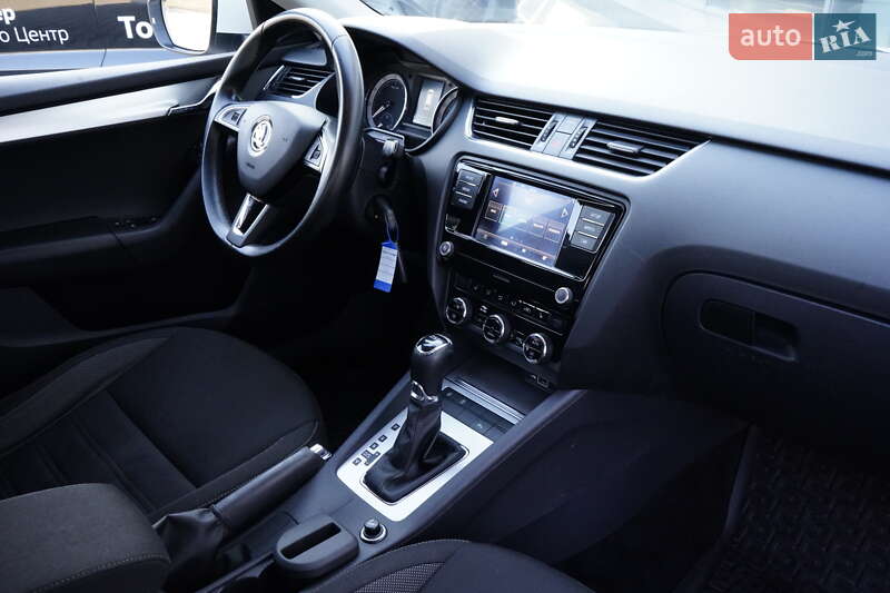 Седан Audi A6 2015 в Житомирі