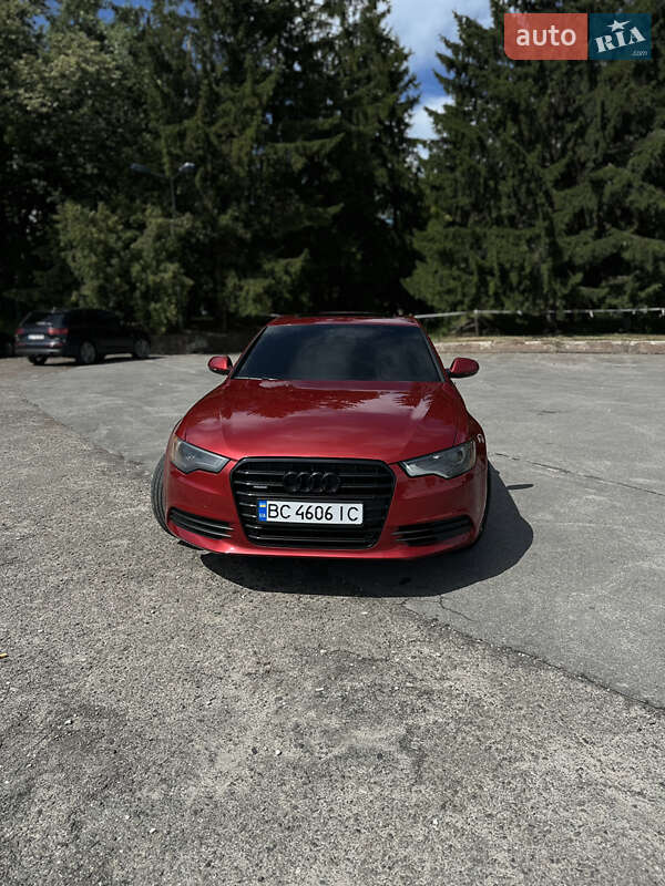 Седан Audi A6 2012 в 