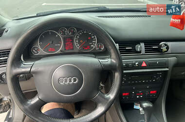 Седан Audi A6 2003 в 