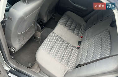 Седан Audi A6 2003 в 