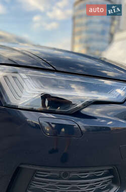 Универсал Audi A6 2019 в 